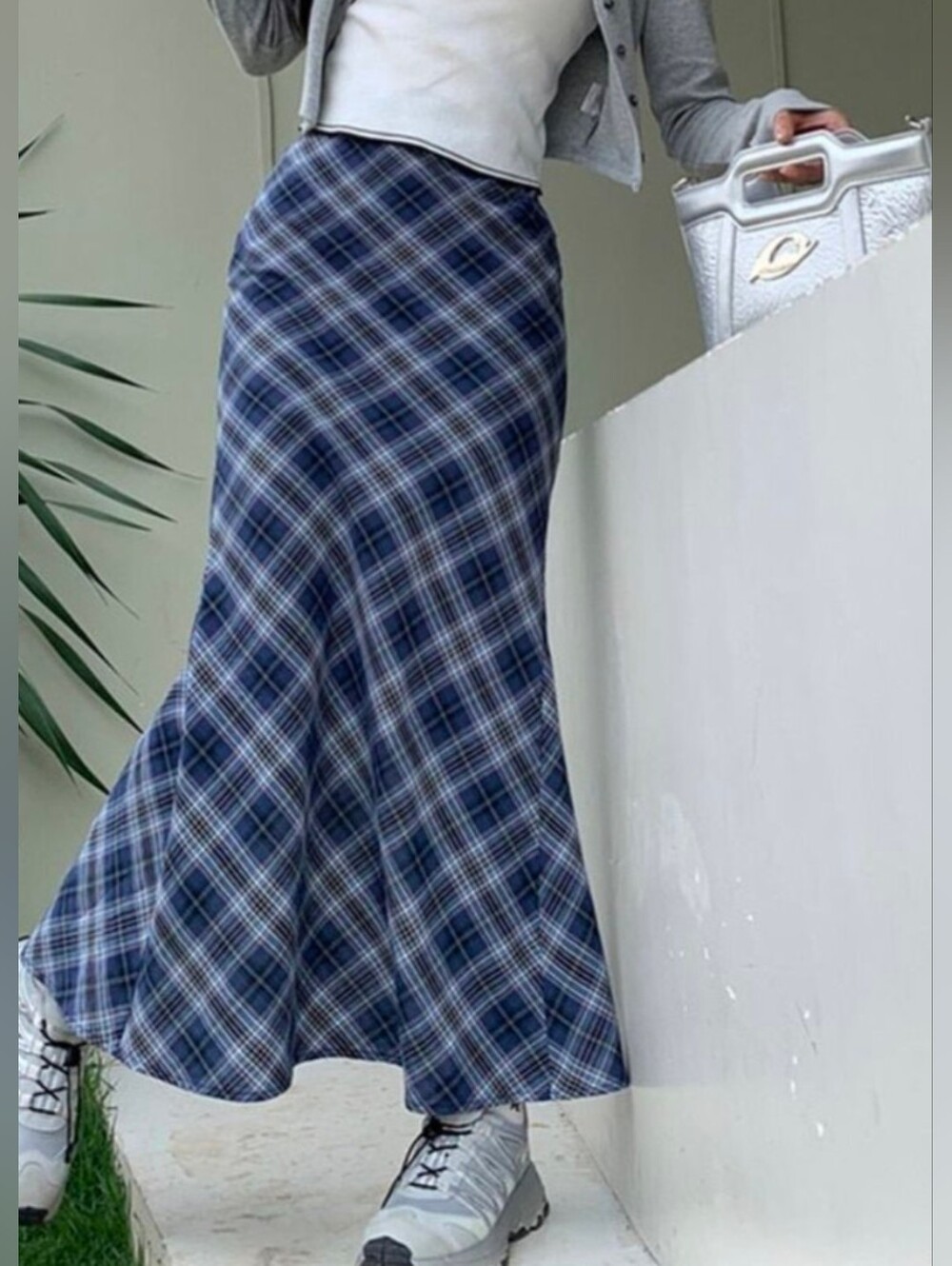 Y2K Navy Blue Plaid Maxi Skirt Long Straight Mermaid Silhouette